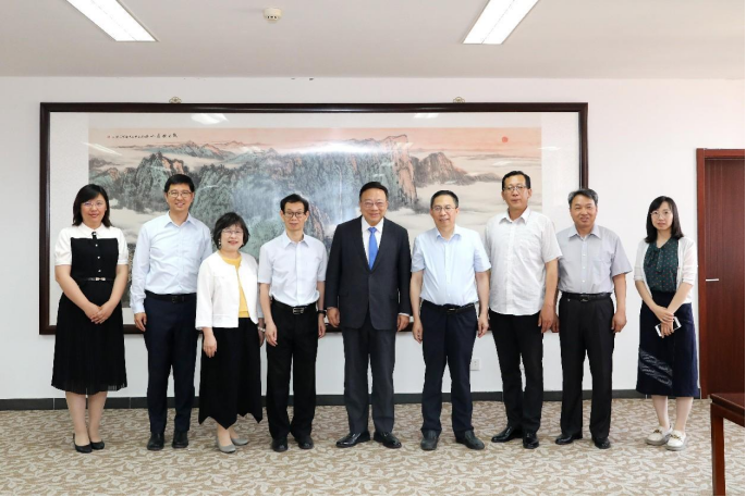 臺灣中華大學校長劉維琪一行來我校交流訪問