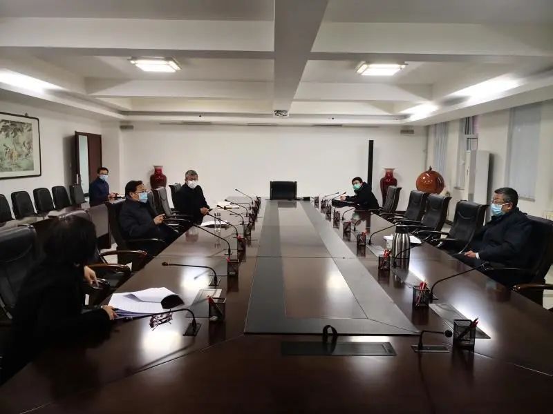 市教育兩委領(lǐng)導(dǎo)到校調(diào)研檢查新冠肺炎疫情防控工作