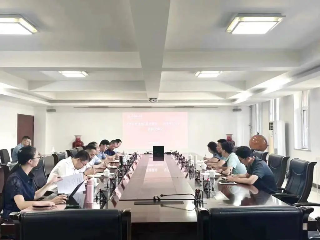 天津市規(guī)劃和自然資源局領(lǐng)導(dǎo)蒞臨我校調(diào)研交流