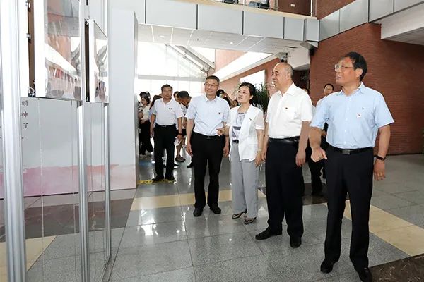 我校慶祝中國共產黨成立100周年系列展覽開幕