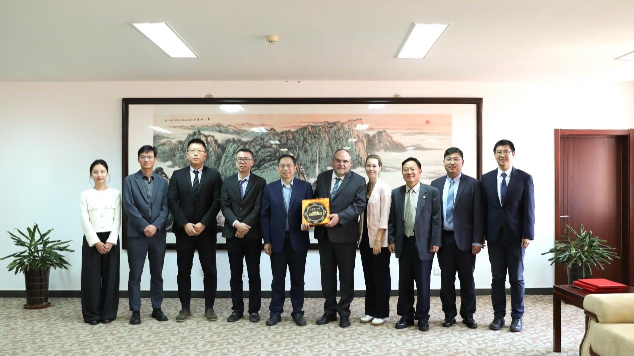德國耶拿應用科技大學校長團到訪學校并簽署學生交流項目協議
