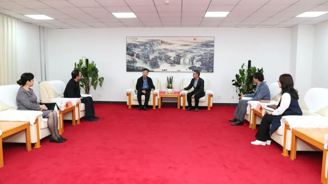 民進市委會高校聯合活動在學校舉辦