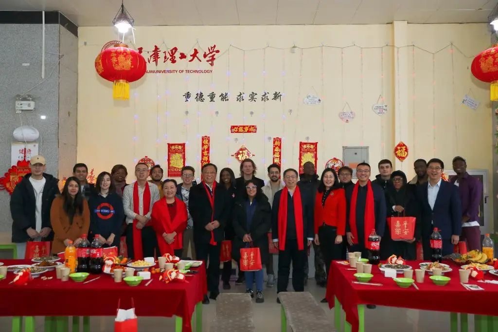 學校舉辦國際學生新春慰問活動